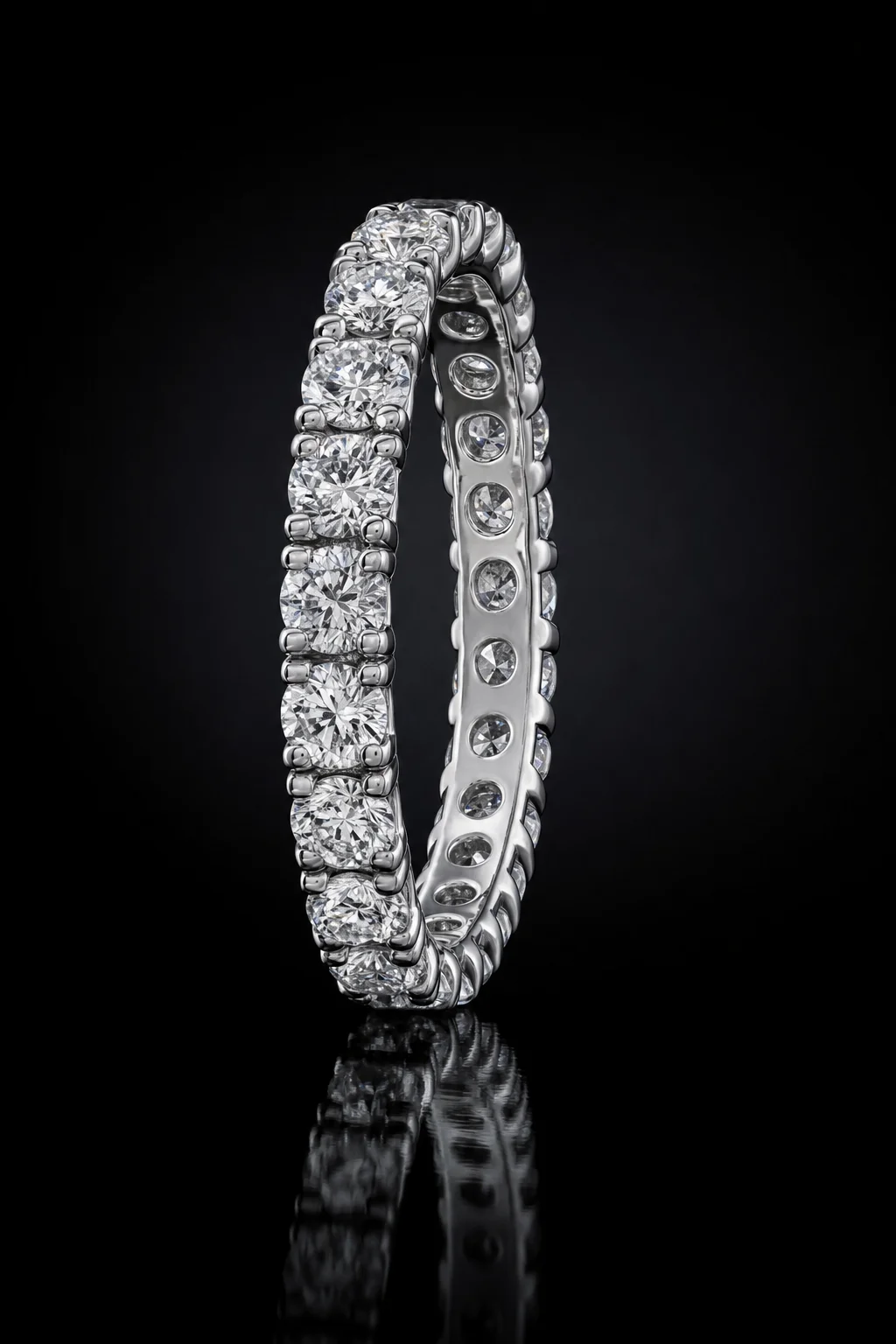 Riviere in Oro Bianco, Diamanti 82 pt — Oro bianco 750‰ · Diamanti 0,82 ct