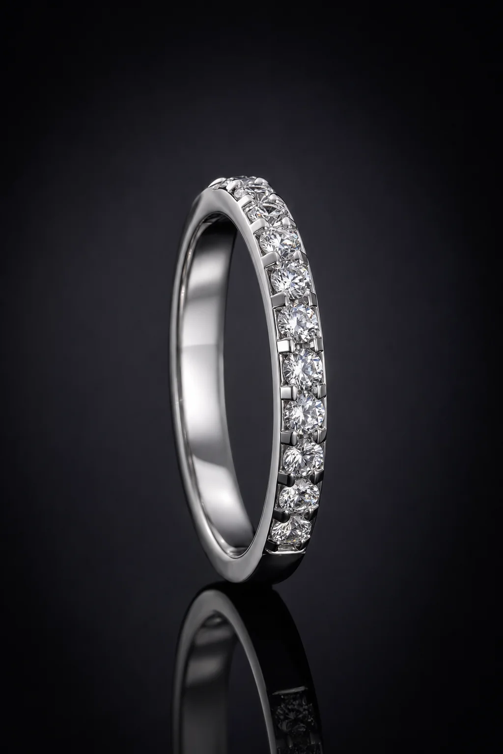 Veretta in Oro Bianco con Diamanti — Oro bianco 750‰ · Diamanti
